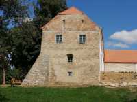 Hvožďany – Tvrz a špejchar 